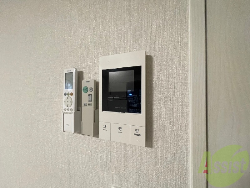 セキュリティ　ＴＶモニター付インターホンです。来客者の顔が見えるので安心！