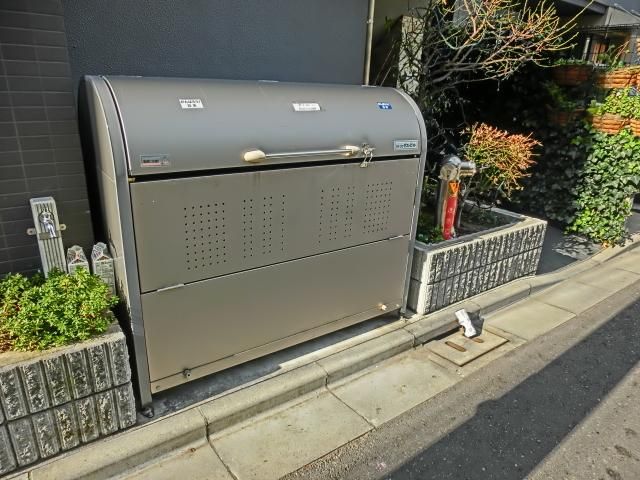 その他　ごみ置き場
