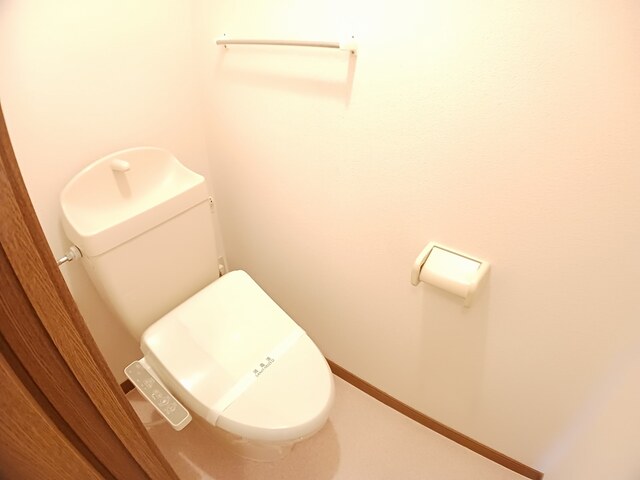 クレストールナイキのトイレ写真