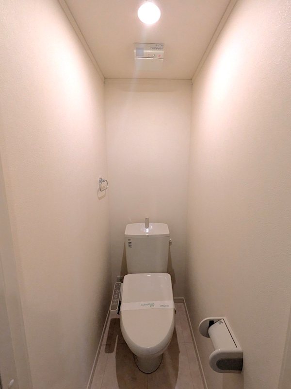 ソレイユ鷹番のトイレ写真