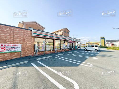 コンビニ　セブンイレブン 久留米二千年橋店（コンビニ）まで387m
