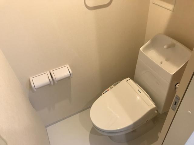 トイレ　シャワー付トイレ
