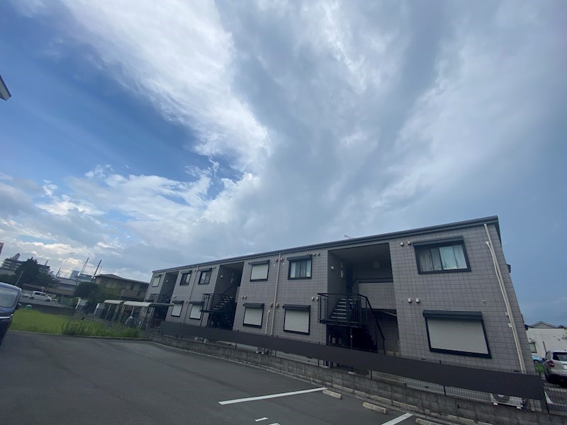 メゾン鷹取の外観写真