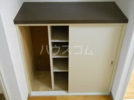 ボナールシャトレー原木の玄関写真