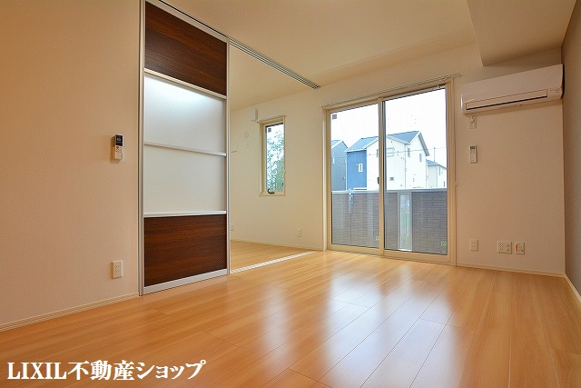 居室・リビング　１０．５帖のＬＤＫです。