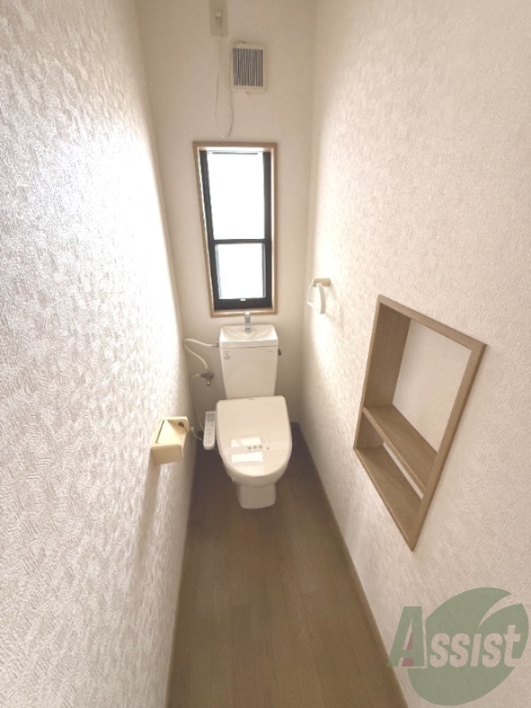 アルファ上余田6のトイレ写真