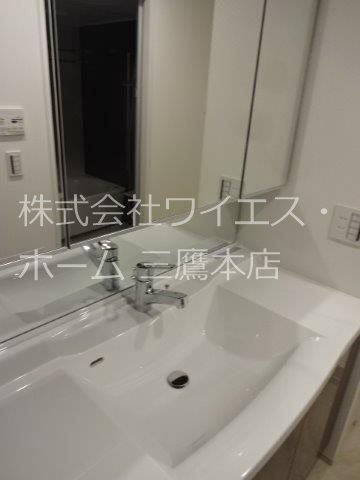西武多摩川線 新小金井駅 徒歩5分 7階建 築8年の内装写真