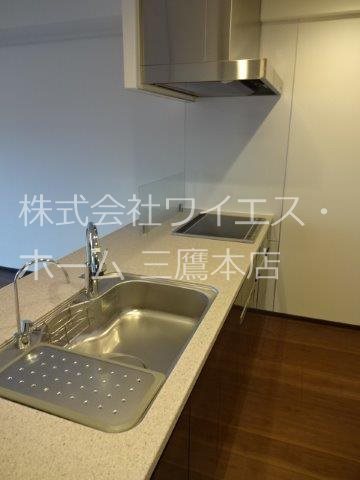 西武多摩川線 新小金井駅 徒歩5分 7階建 築8年のキッチン写真