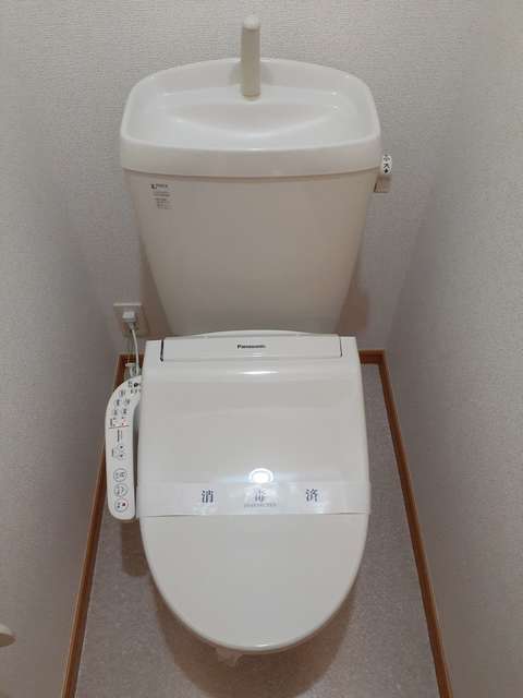 サンライズ・あじさい Bのトイレ写真