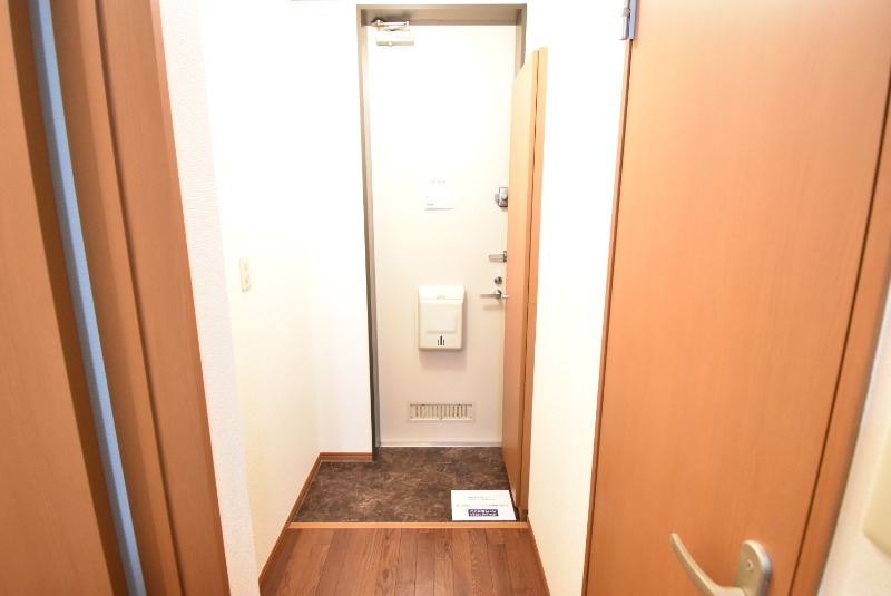 プレジオ東川口の玄関写真
