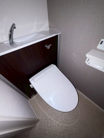 ＪＲ内房線 五井駅 徒歩24分 2階建 新築のトイレ写真