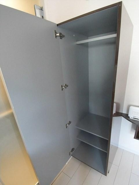 収納　防犯カメラ　宅配ＢＯＸ
