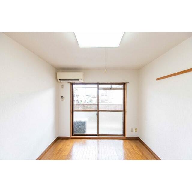 アストリームの居間写真