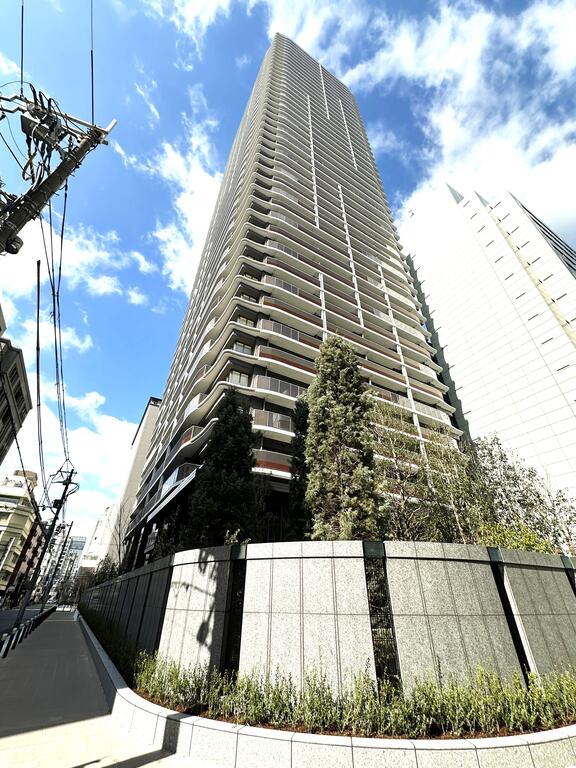 建物外観　ローレルタワー堺筋本町 byプレミアム不動産