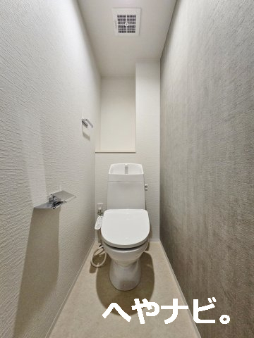 地下鉄東山線 岩塚駅 徒歩3分 3階建 新築のトイレ写真