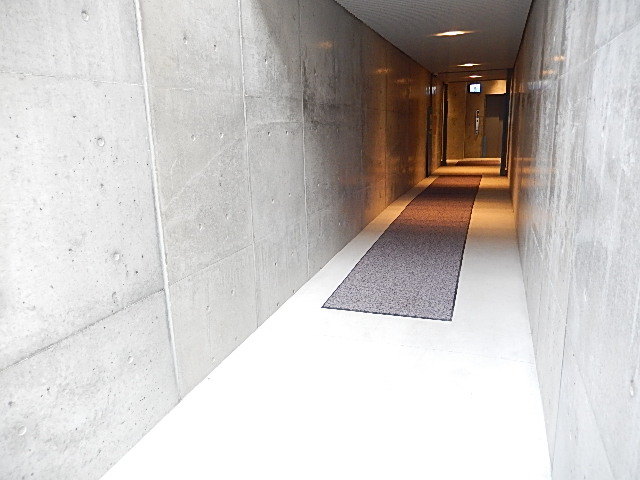 西鉄天神大牟田線 薬院駅 徒歩7分 13階建 築13年の外観写真