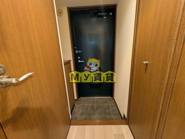 玄関　ヴェルディー橘