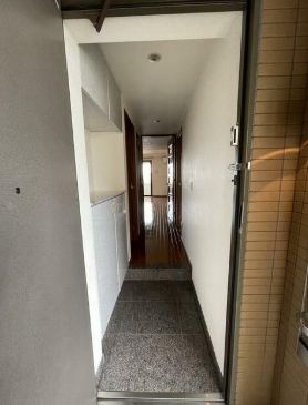 東京メトロ東西線 東陽町駅 徒歩14分 12階建 築25年の玄関写真