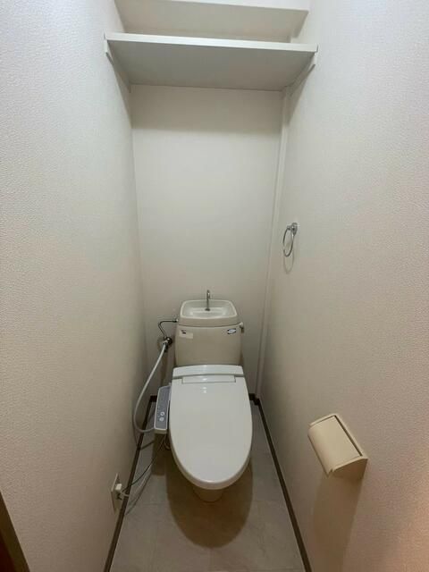 アベニュー城山A棟のトイレ写真
