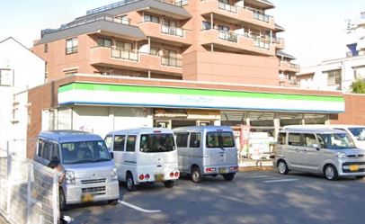 コンビニ　ファミリーマート 調布染地二丁目店（コンビニ）まで412m