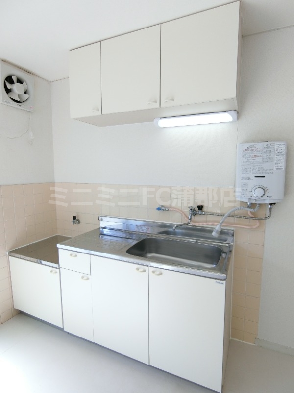 岡田マンションのキッチン写真