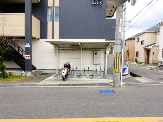 フローラ河内長野の外観写真