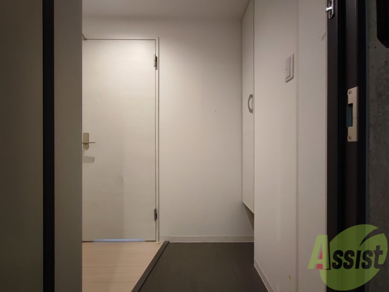 玄関　玄関の様子です。明るい印象ですね。気分もあがりそう。