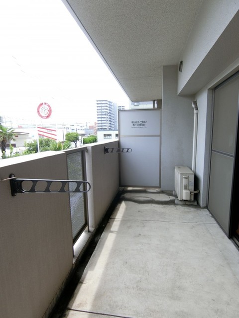バルコニー　【バルコニー】別部屋（同型）・参考画像