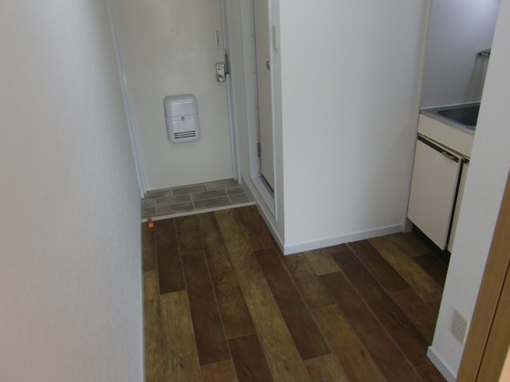 玄関　※別部屋の写真です