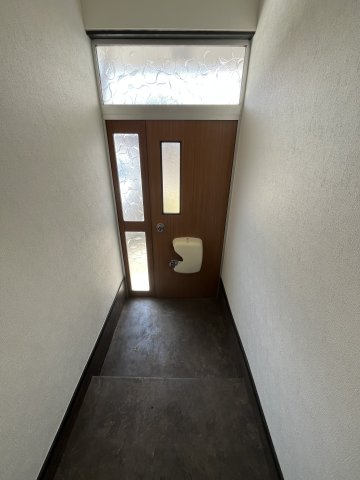 自由が丘本町2丁目貸家の玄関写真