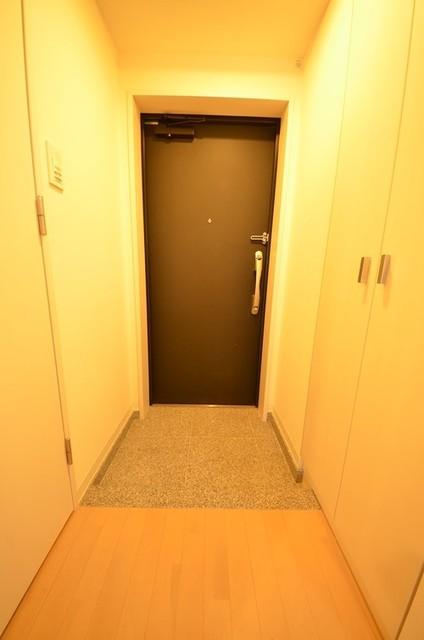 RISE NAKANOSHINBASHIの玄関写真