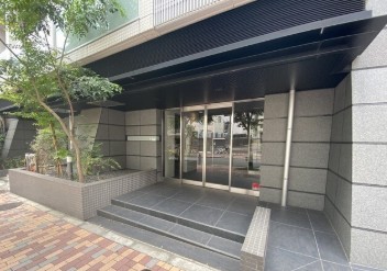 エントランス　エントランス