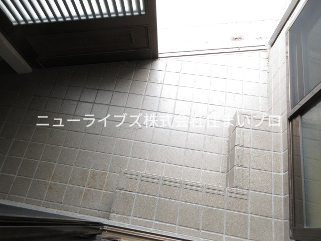 京阪本線 古川橋駅 徒歩9分 2階建 築62年の玄関写真