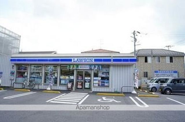 コンビニ　ローソン桶川朝日二丁目店（コンビニ）まで309m