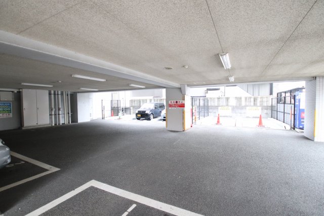 駐車場　カースペースがあります