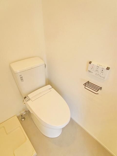 トイレ　★お部屋探しは株式会社タウンハウジング東京まで★
