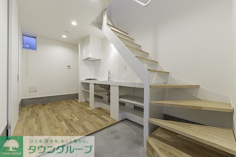 玄関　★お部屋探しは株式会社タウンハウジング東京まで★