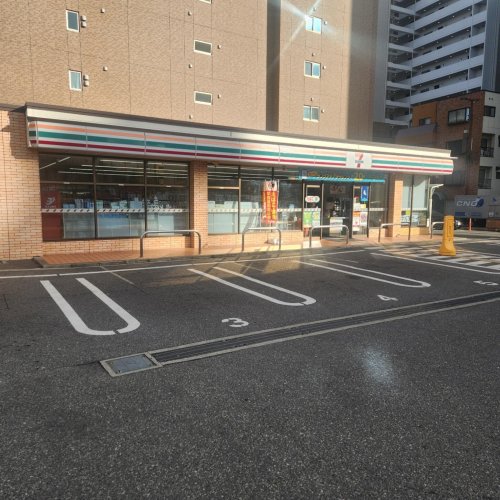 コンビニ　セブンイレブン 大阪元町3丁目店（コンビニ）まで287m