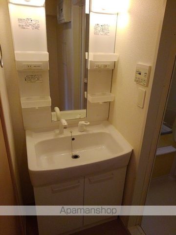ＪＲ日豊本線 西都城駅 バス乗車時間：5分 最寄りバス停で下車 徒歩3分 2階建 築15年の内装写真
