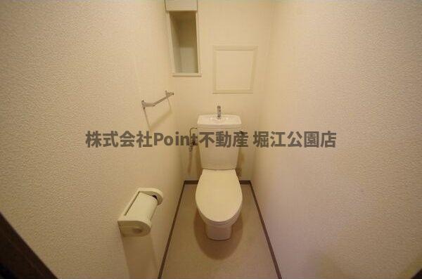 地下鉄千日前線 西長堀駅 徒歩5分 14階建 築28年のトイレ写真