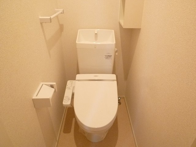 トイレ　ゆったりとした空間のトイレです