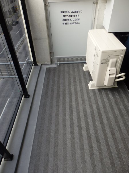 バルコニー