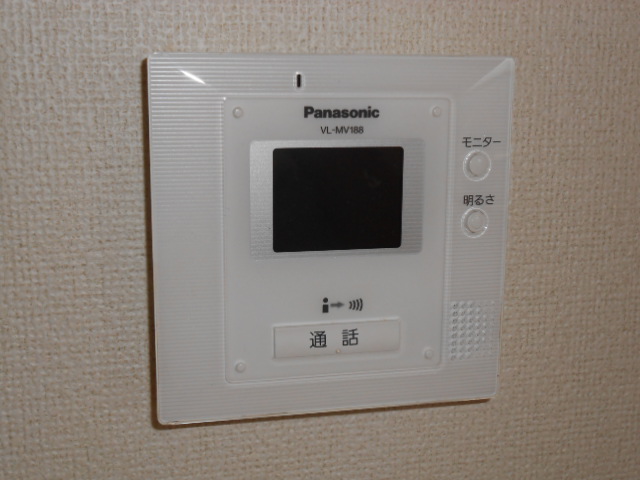 セキュリティ　カラーＴＶモニター付インターホン完備