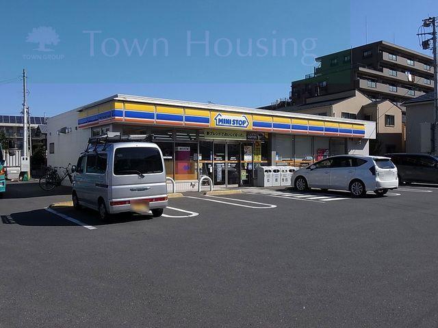 コンビニ　ミニストップ前原東3丁目店（コンビニ）まで550m