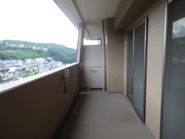 バルコニー　※同建物の類似写真となります。