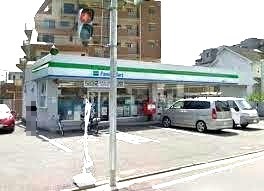 コンビニ　ファミリーマート 川崎苅宿店（コンビニ）まで214m