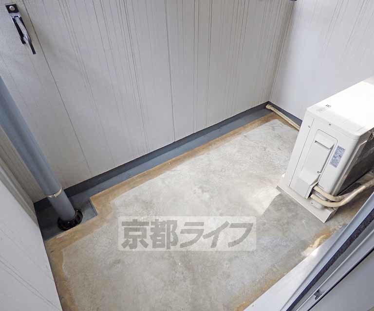 バルコニー　広々としたバルコニーです。