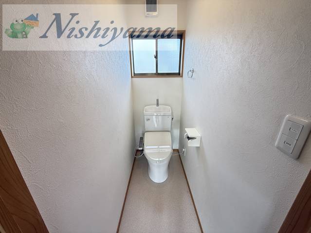 伊佐早林泉寺貸家のトイレ写真