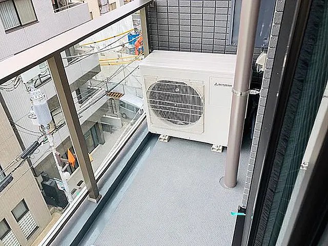 バルコニー　バルコニー
