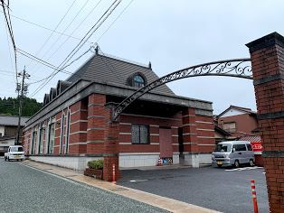 銀行　十六銀行（銀行）まで180m